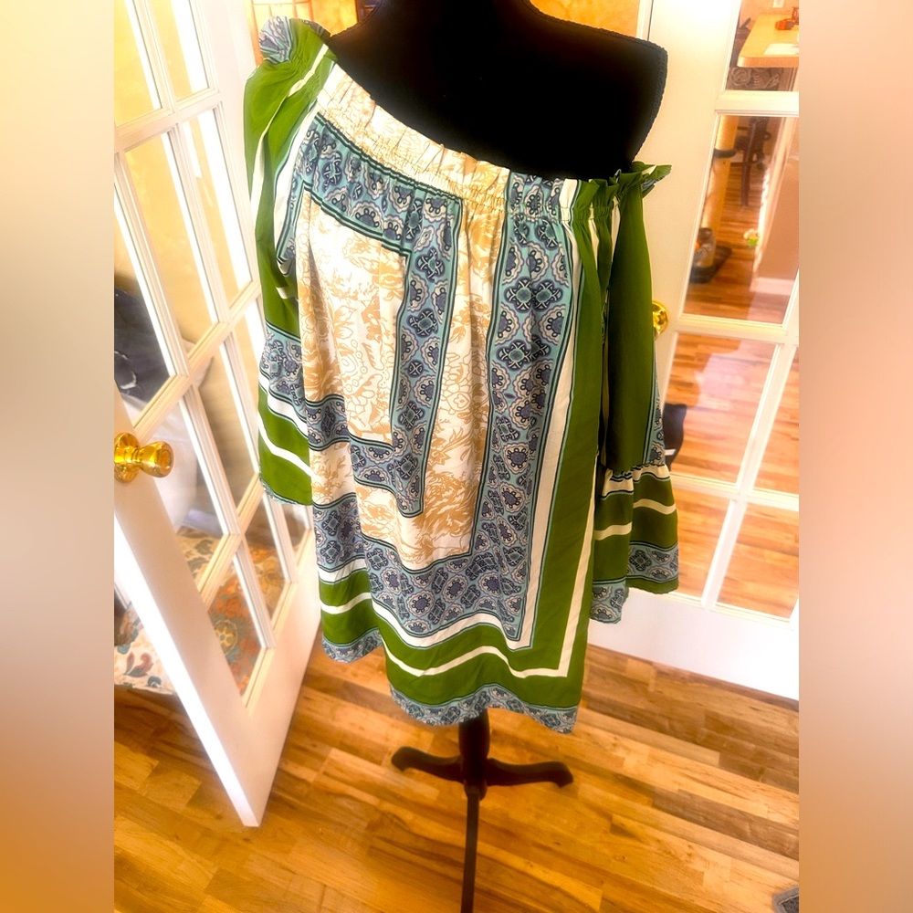 BOHO off the shoulder easy to wear dress